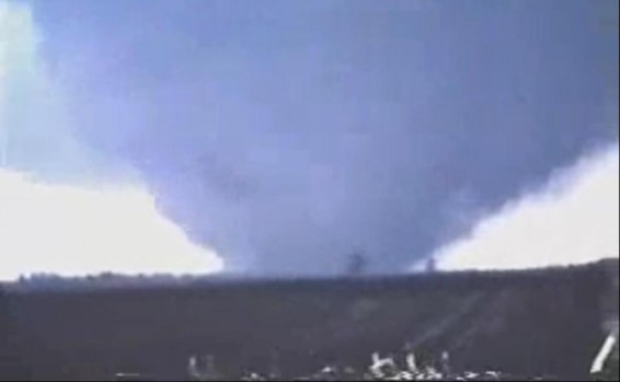 Ամերիկյան Ինդիանա նահանգում ավերիչ տորնադո է տեղի ունեցել