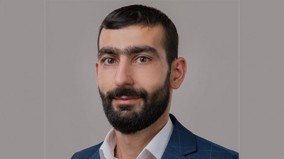 Руководитель ереванского административного района Ачапняк подал в отставку