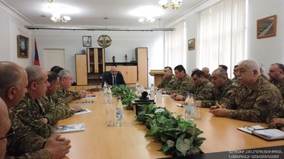 Բակո Սահակյան. Ջալալ Հարությունյանն ունի զորքերի կառավարման մեծ փորձ