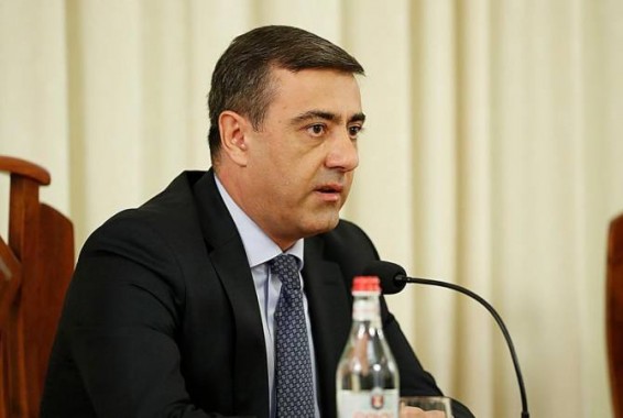 ԱԱԾ տնօրենի պաշտոնակատարը հերքում է համացանցում հայտնված աղմկահարույց տեսանյութի իրական լինելը