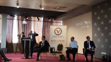 Մարտի 1-ին 187 ոստիկան է վնասվածք ստացել և ընդամենը 32 քաղաքացիական անձ (տեսանյութ)