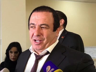 «Պետք ա՝ կդադարեցնեմ շինարարությունը, մեղքը իրենց վիզը».Ծառուկյանը՝ Աբովյանի քաղաքապետի դեմ մեղադրանք առաջադրելու մասին