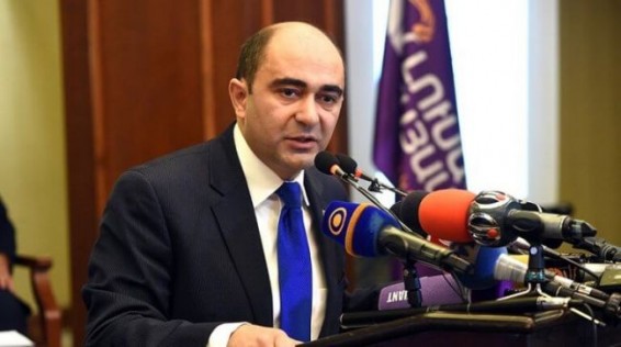 Video. «Տղաներ և աղջիկներ, դեմն առեք, հետո վատա լինելու». Էդմոն Մարուքյան