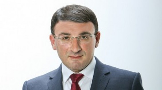 Կոնվերս Բանկի գործադիր տնօրեն, Վարչության նախագահի պաշտոնում նշանակվել է Արթուր Հակոբյանը