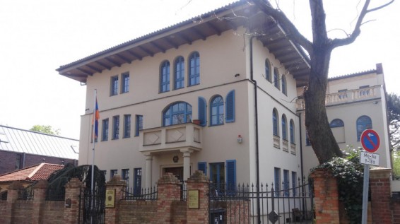 Գերմանիայում ՀՀ դեսպանությունը հյուպատոսական ընդունելությունը ժամանակավորապես կիրականացնի միայն նախնական գրանցմամբ