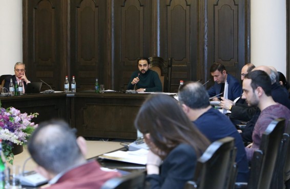 Նոր որոշում պետական հիմնարկների աշխատակիցների վերաբերյալ