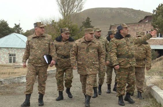 ՀՀ զինված ուժերի գլխավոր շտաբի պետն այցելել է զորամասեր
