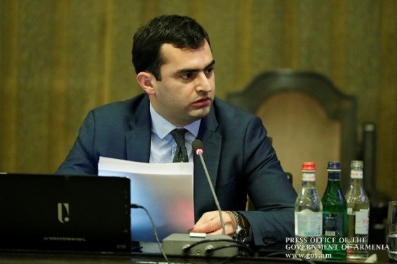«Կոչ եմ անում մեր համաքաղաքացիներին՝ օգտվել առցանց ծառայություններից». Հակոբ Արշակյան