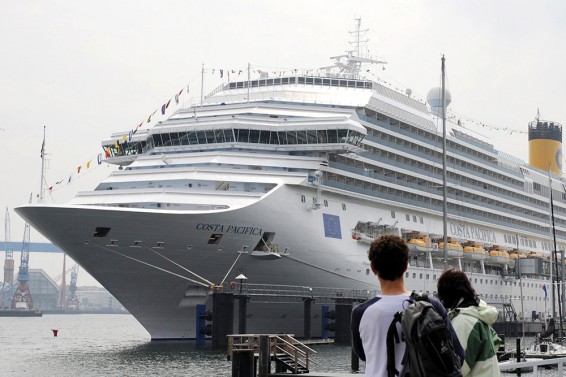 Россия направила Франции ноту по ситуации с россиянами на Costa Pacifica