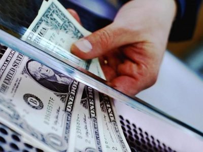 Դոլարի փոխարժեքի վերելքը չի դադարում. Եվրոն նույնպես թանկացել է