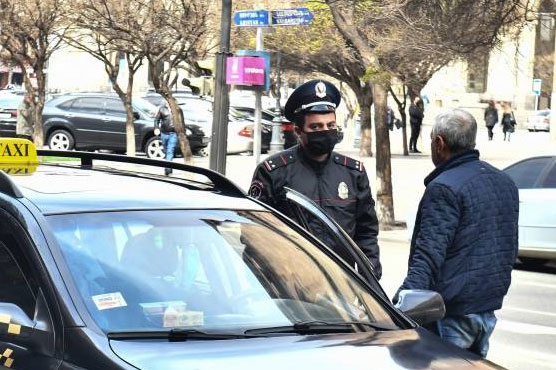 Փոխոստիկանապետը բոլոր ամուսիններին խնդրեց որևէ տեղ գնալիս տարբեր տաքսիներից օգտվել