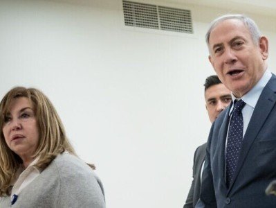 The Times of Israel. Նեթանյահուի խորհրդականը վարակվել է կորոնավիրուսով