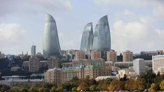 В Азербайджане ограничили возможность выходить из дома