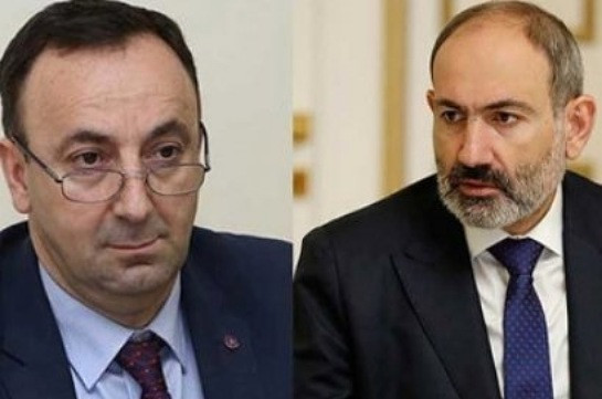 Հրայր Թովմասյանն ընդդեմ Նիկոլ Փաշինյանի դատական նիստը մայիսի 13-ին է