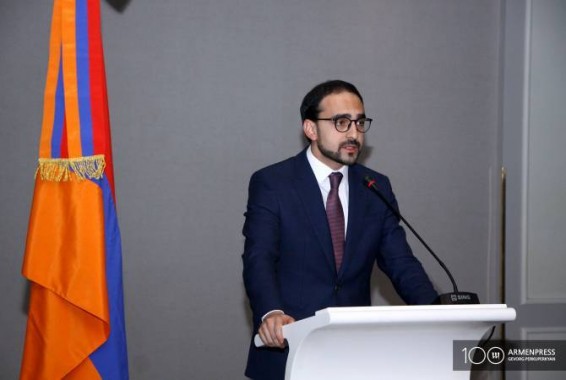 Тигран Авинян представил приложение  Covid-19 Armenia: прежнее AC19 более не действует