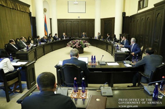 Կառավարությունում քննարկել են պետական աջակցությունից օգտվող շահառուների շրջանակն ընդլայնելու առաջարկություններ