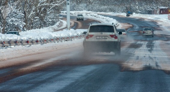 Движение по ряду дорог в Армении заблокировано: МЧС предупреждает водителей