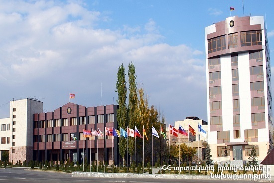 ԱԻՆ-ն օդանավ չունի