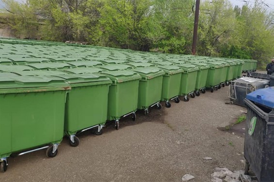 На улицах Еревана появятся новые мусорные контейнеры
