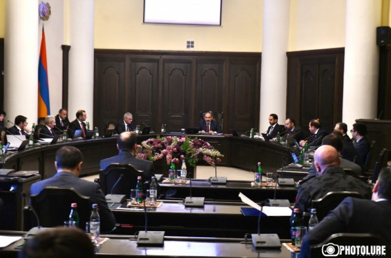 Հայաստանում 30 օրով երկարաձգվեց արտակարգ դրության ժամկետը (տեսանյութ)