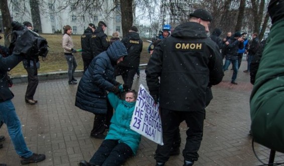 Лукашенко: в Белоруссии не будет беспредельной демократии