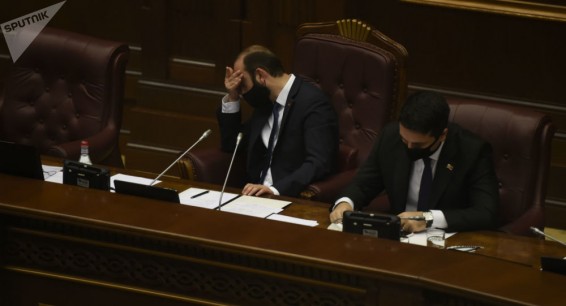 Все началось с Вермишяна? Спикер парламента раскрыл интересную деталь по делу Царукяна