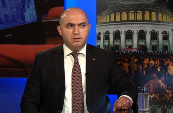 «Ալիևն ասում է, թե Արցախն Ադրբեջան է, իսկ Նիկոլը ինչո՞ւ չի ամրագրում, որ Արցախը երկրորդ հայկական պետությունն է». Արմեն Աշոտյան