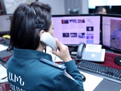 В МЧС Армении поступил очередной сигнал о бомбах в торговом центре, в банке и в магазине