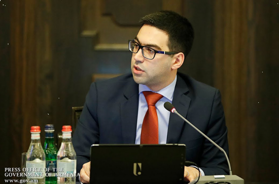ՀՀ ամբողջ տարածքում վերացվում է հավաքների և գործադուլների արգելքը, ՀՀ քաղաքացիություն չունեցող անձանց՝ ՀՀ մուտքի արգելքը, մեղմացվում են ժամանցային բնույթի միջոցառումների սահմանափակումները. Ռ. Բադասյան