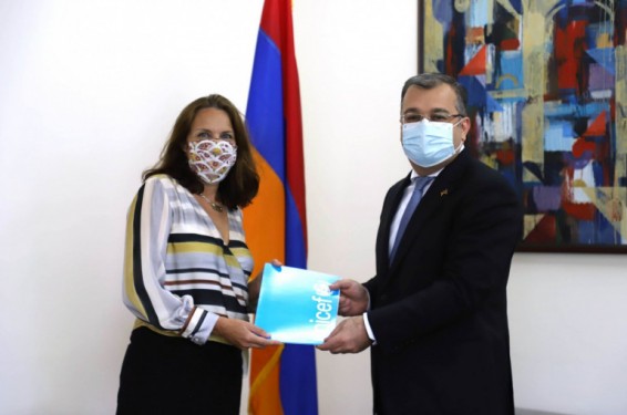 ՅՈՒՆԻՍԵՖ-ի նորանշանակ ներկայացուցիչն իր հավատարմագրերն է հանձնել ՀՀ ԱԳ նախարարի տեղակալին