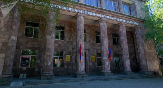 Из здания Института физкультуры в Ереване эвакуировано 14 человек – МЧС