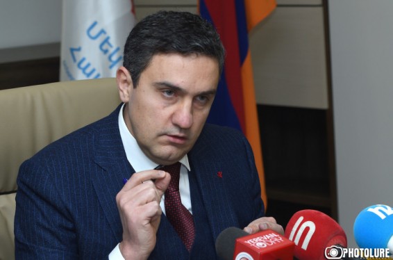 Ալիևի հետ Փաշինյանի գործարքի արդյունքում Ադրբեջանն ամրացրեց իր դիրքերը և սահմանին, և՛ բանակցային գործընթացում․ Արթուր Ղազինյան