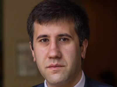 Օր-օրի հավաքվող մութ ամպերի ֆոնին թիթեռնիկ նկարողները չե՛ն կարող մեզ առաջնորդել այս խառնակ ժամանակներում. իրավապաշտպան