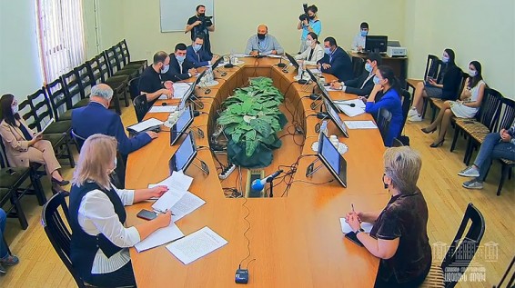 Սահմանամերձ գյուղերի բնակիչներին հատուցում տրամադրելու նախագիծը երկրորդ ընթեցմամբ ընդգրկվեց ԱԺ օրակարգ