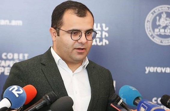 Հակոբ Կարապետյանը հերքում է․ Երեւանի քաղաքապետարանը մեկ անձից գնման միջոցով 2 մլն դոլարի ջուր ձեռք չի բերել