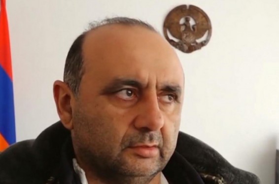 ԱՀ նախագահը «Մարտական խաչ» 1-ին աստիճանի շքանշանով է պարգևատրել ԱՀ Հադրութի շրջանի վարչակազմի ղեկավար Կամո Պետրոսյանին և նույն շրջանի ԱԱԾ աշխատակից Սերգեյ Միրզոյանին