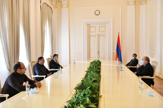 Արմեն Սարգսյանը հանդիպել է ՀՀԿ ներկայացուցիչների հետ(Video)