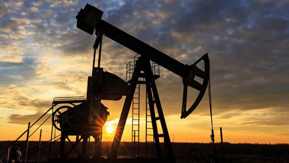 Стоимость нефти снижается на данных о росте числа буровых установок в США