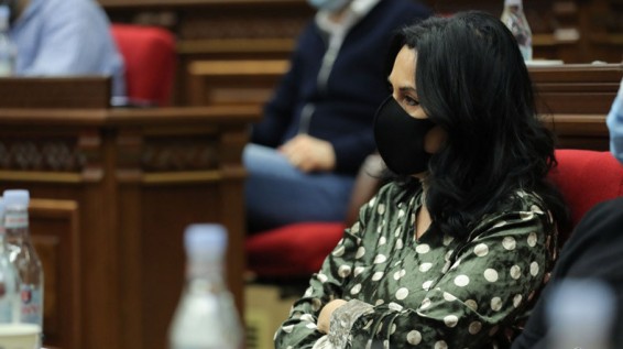 «Իմ քայլը» խմբակցությունը գտնում է, որ Նաիրա Զոհրաբյանը խախտում է ընտրողների սահմանադրական իրավունքը