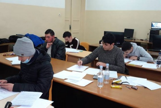 Армянские школьники завоевали 10 золотых медалей на 17-й Жаутыковской международной олимпиаде