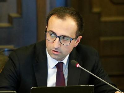 Подтверждение: Никол Пашинян решил избавиться от Арсена Торосяна