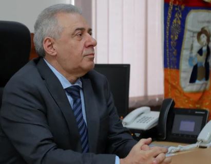 Является ли новый замминистр обороны родственником Арутюняна и уговаривал ли тот Демирчяна встретиться с Пашиняном? Комментирует Минобороны