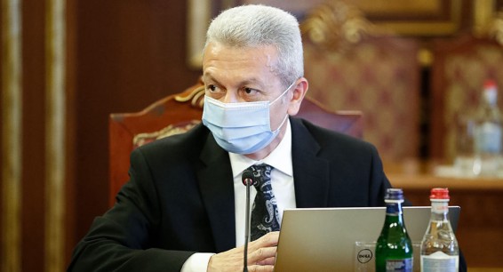 Из-за войны расходы выросли: Джанджугазян о том, куда делись средства Фонда 