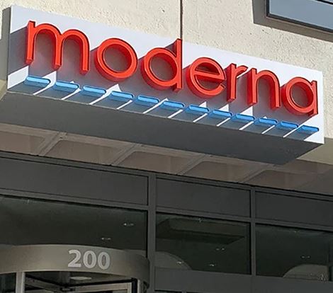 Moderna, принадлежащая Нубару Афеяну, предлагает увеличить в 1,5 раза содержание вакцины от COVID-19 в каждом флаконе