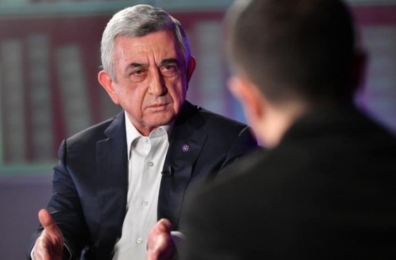 «Նրանք հող չեն տանուլ տվել, նրանք հող են հանձնել. խնդրում եմ տարբերակել վերադարձնելը տալուց». Սերժ Սարգսյան