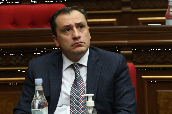 19 000 եվրո, Երևանում 2 առանձնատուն. «Սորոս»-ի հիմնադրամի տնօրենների խորհրդի նախկին նախագահ, այժմ ԲԴԽ անդամ Դավիթ Խաչատուրյանը ունեցվածքի մասին հայտարարագիր է ներկայացրել