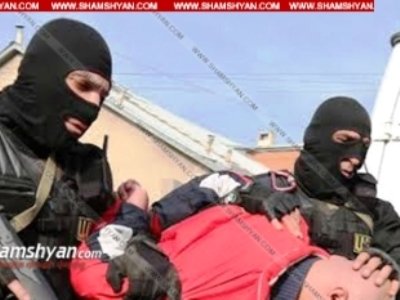 Բերման են ենթարկվել փեսան ու աներորդին. նրանք օրեր առաջ զինված՝ Երևանում «չեյնջից» հափշտակել էին 50 մլն դրամ