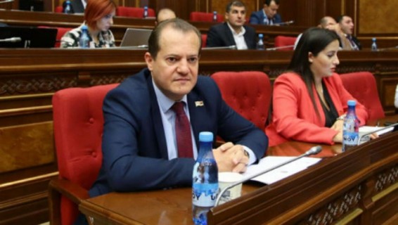 COVID-ի դեմ պայքարի արդյունավետությունն ուսումնասիրող ԱԺ քննիչ հանձնաժողովի նախագահ, ԼՀԿ պատգամավոր Արկադի Խաչատրյանը զգոնության կոչ է անում