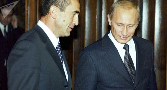 Кочарян и Путин пообщались в Москве