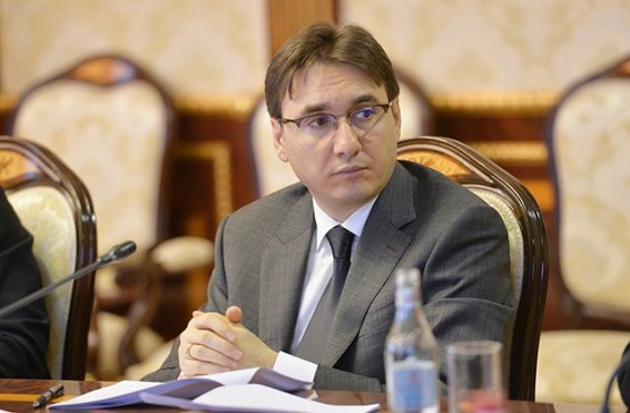 «Ալիևի վերջին հայտարարությունները Զանգեզուրի մասին` Նիկոլի դեպի Սյունիք գաղտնի ուղևորության ֆոնին, անշրջելի գործընթացի սկիզբ են»․ Արմեն Գևորգյան